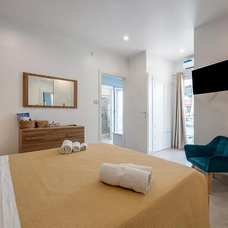 La Terrazza Di 波提切洛